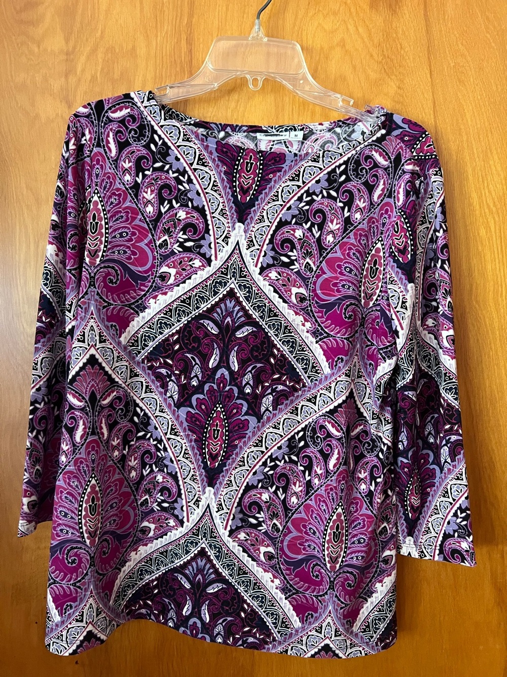 Croft & Barrow size medium cropped sleeve jewel neck purple top